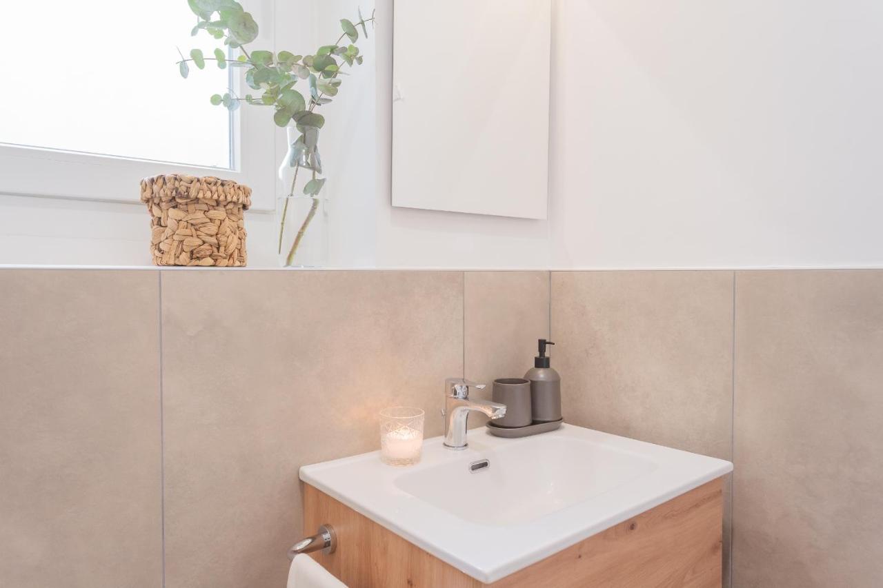 A Step From The Dome Apartment By Rent All Como Bagian luar foto