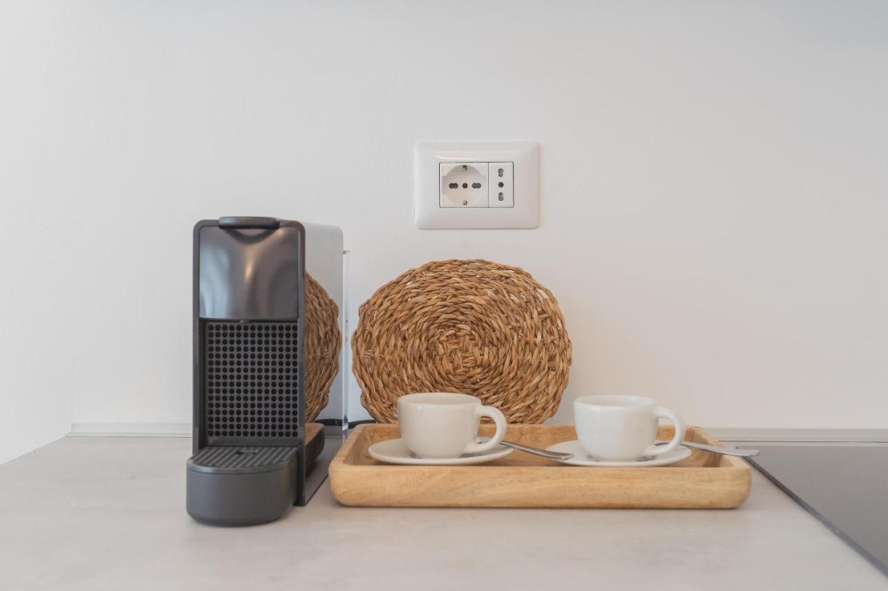 A Step From The Dome Apartment By Rent All Como Bagian luar foto